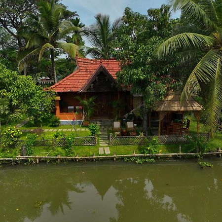 Little Chembaka Guest House Kumarakom Luaran gambar