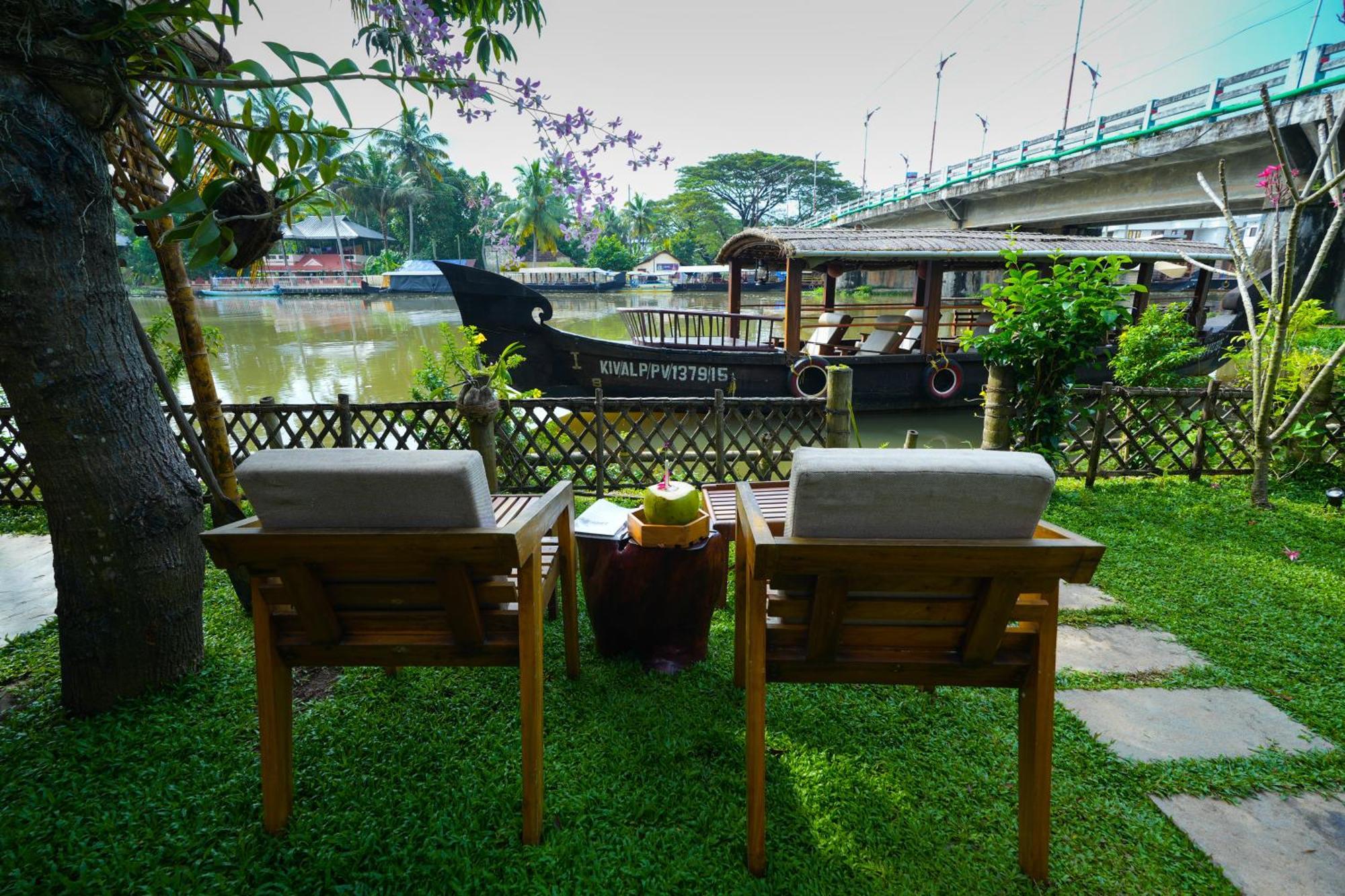 Little Chembaka Guest House Kumarakom Luaran gambar